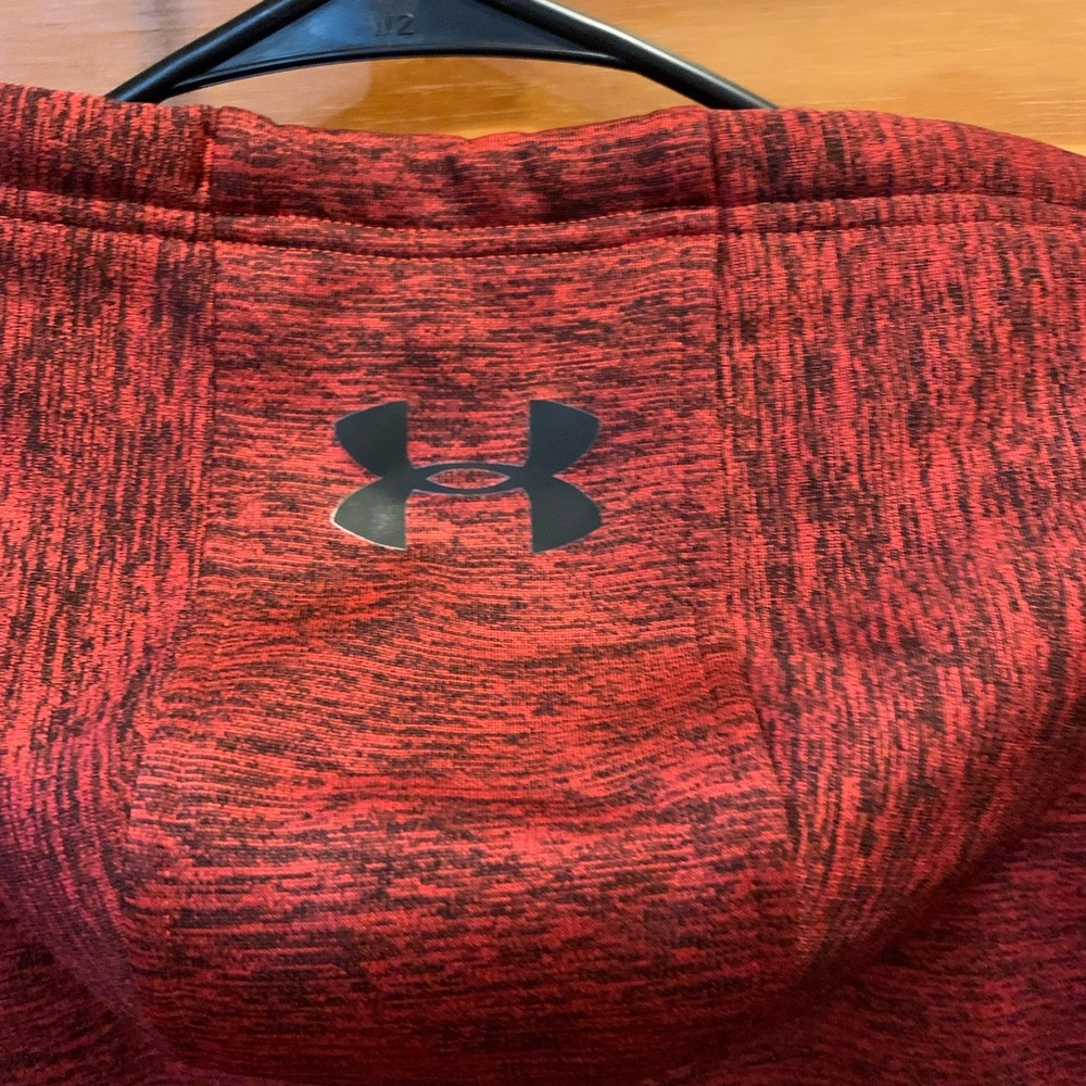 Under Armour Men's Maroon Hoodie with Black Logo - Picture 3 of 6